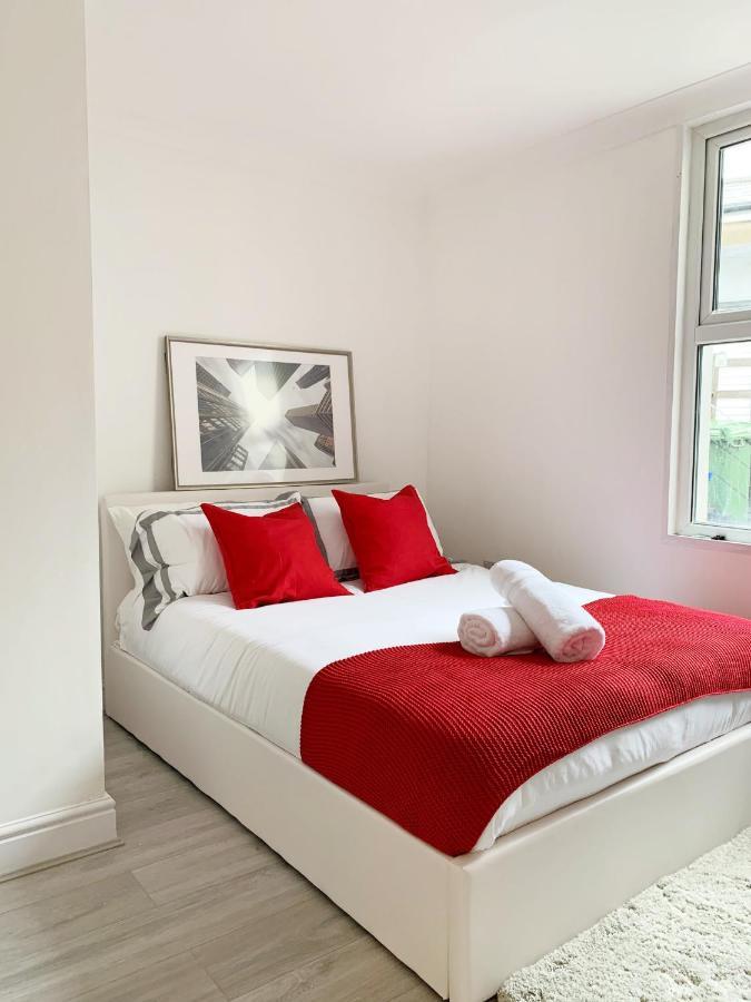 Agyeman Property Aldershot Luaran gambar