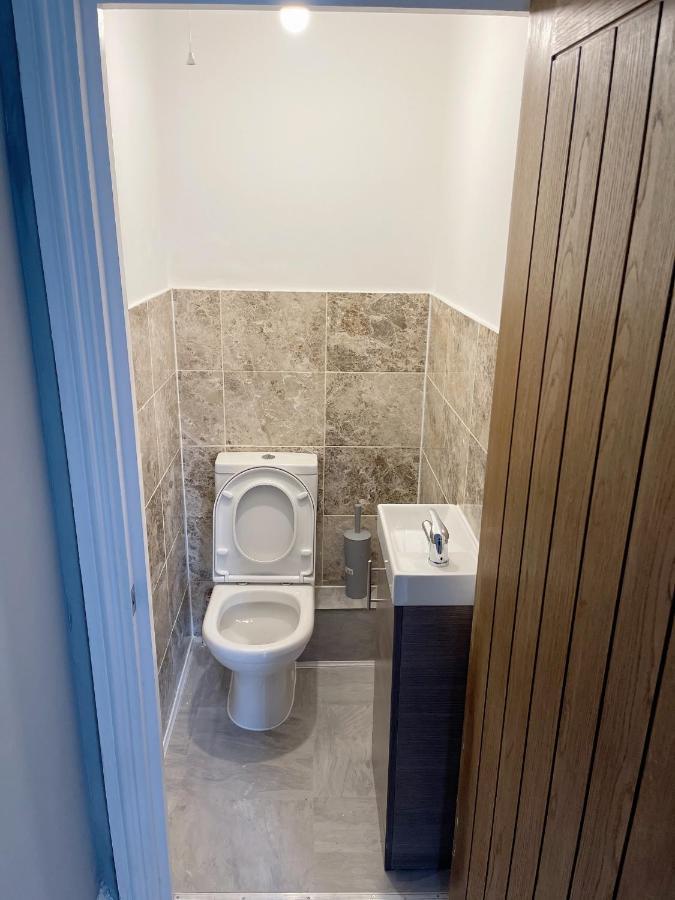 Agyeman Property Aldershot Luaran gambar